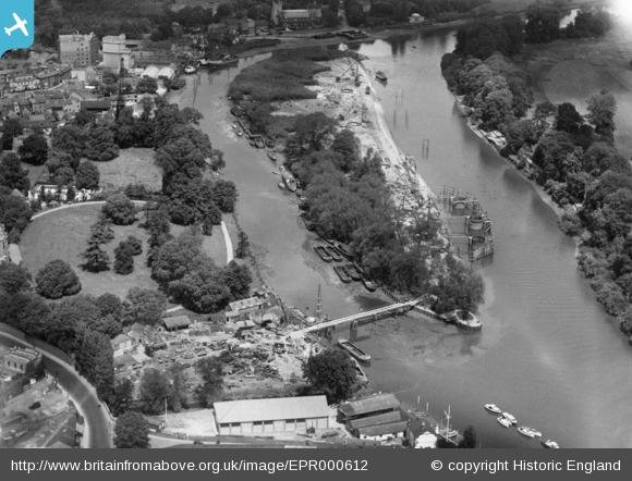 Work on the Ait - 1935